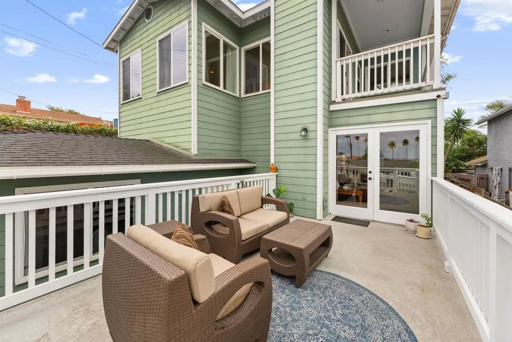 https://cdn.realtyfeed.com/cdn/127/306560505/50a77a1180dffec4c0cb1d65cff2a8d8.webp