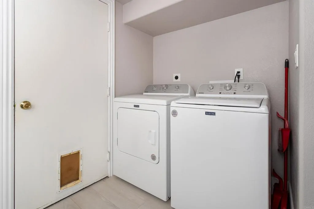 https://cdn.realtyfeed.com/cdn/127/306560517/00a4d4d00299b46aed90de8aa1803b74.webp