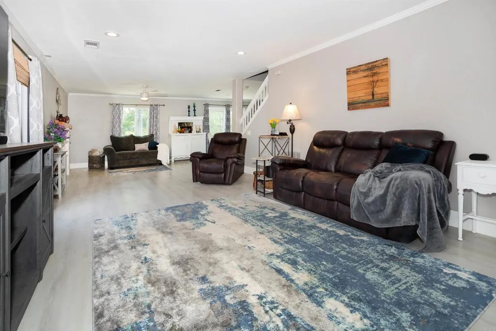 https://cdn.realtyfeed.com/cdn/127/306560517/8237f0141b591c64532de4597d4634f5.webp