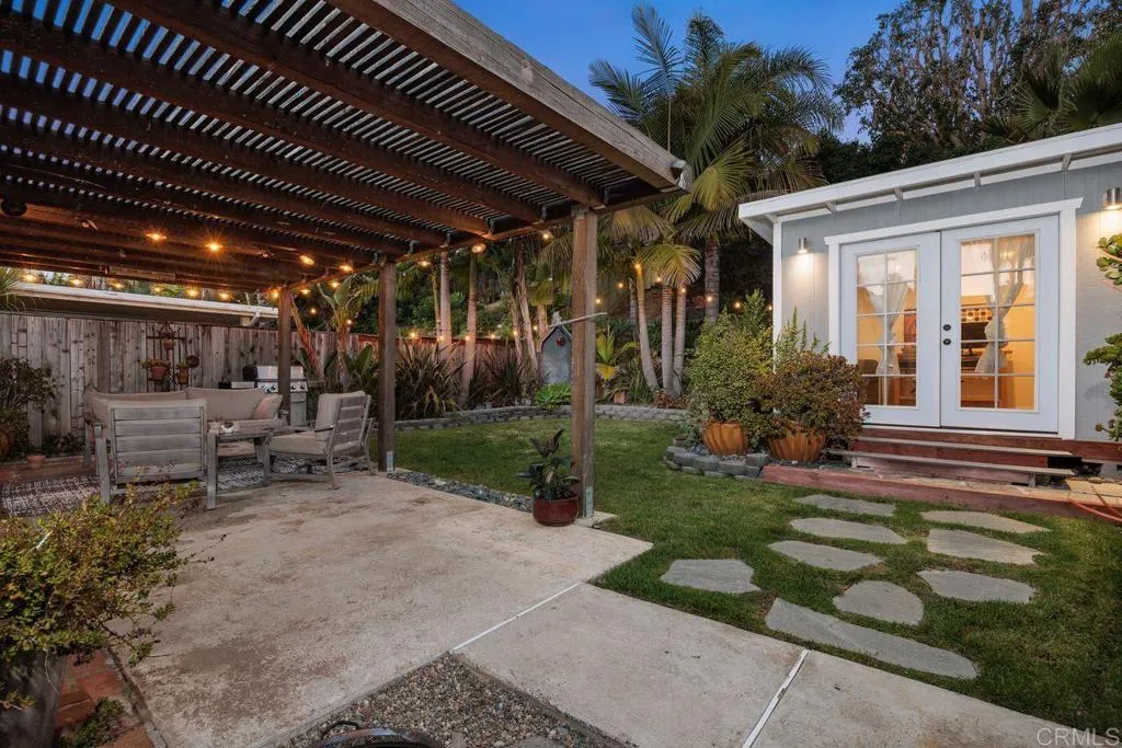 https://cdn.realtyfeed.com/cdn/127/306560529/102c7a29eee25b0e1f50223e9e81ba0d.webp
