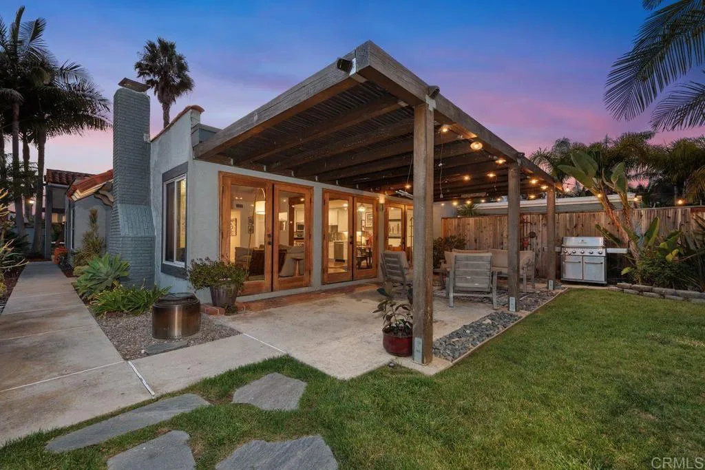 https://cdn.realtyfeed.com/cdn/127/306560529/bf5fd98baf1320429f980f5d9f689f44.webp
