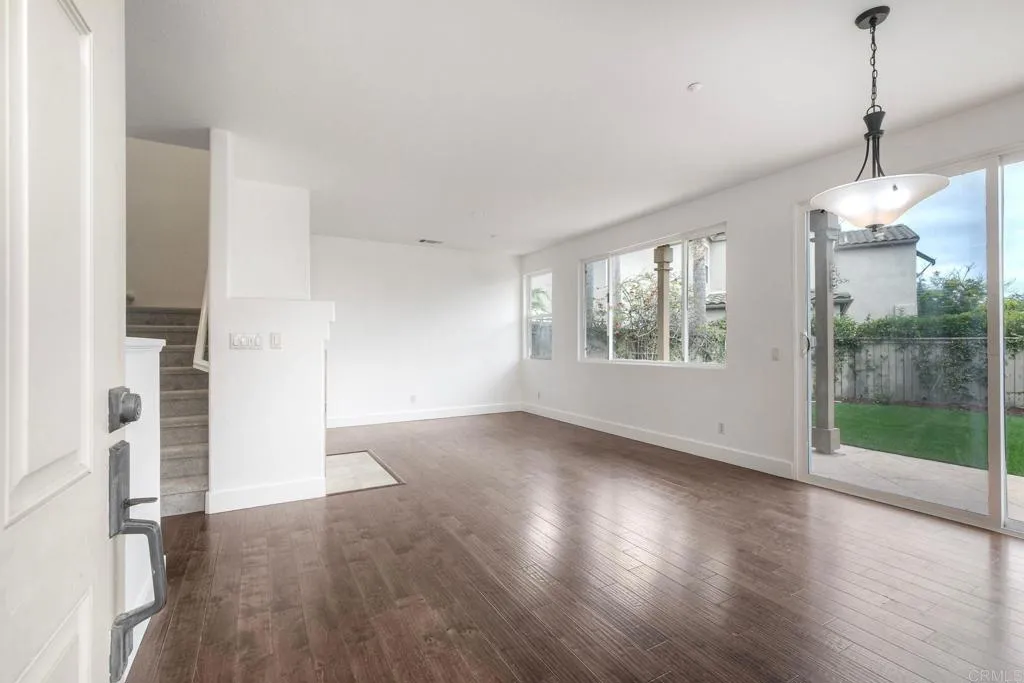 Photo #6: NDP2509711 Listing 