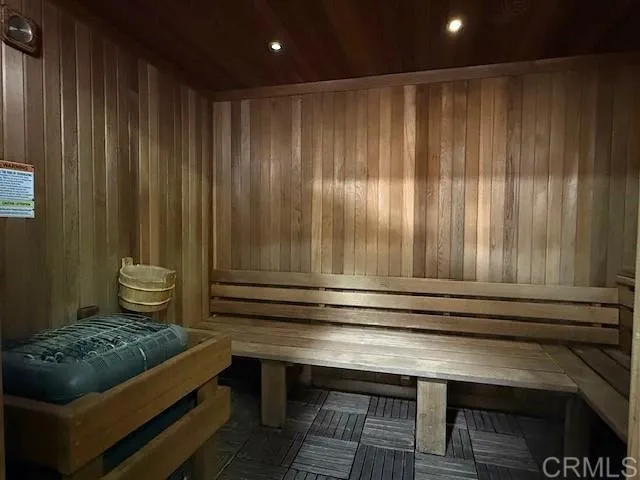 https://cdn.realtyfeed.com/cdn/127/306560543/9ed1c9292dd1902347e3ec3a4a377ba4.webp