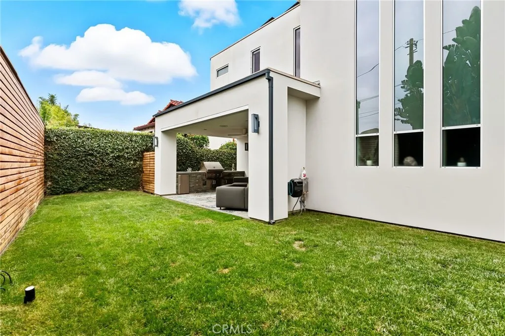 https://cdn.realtyfeed.com/cdn/127/306560544/65fc5398219f65322c528c08b38a5030.webp