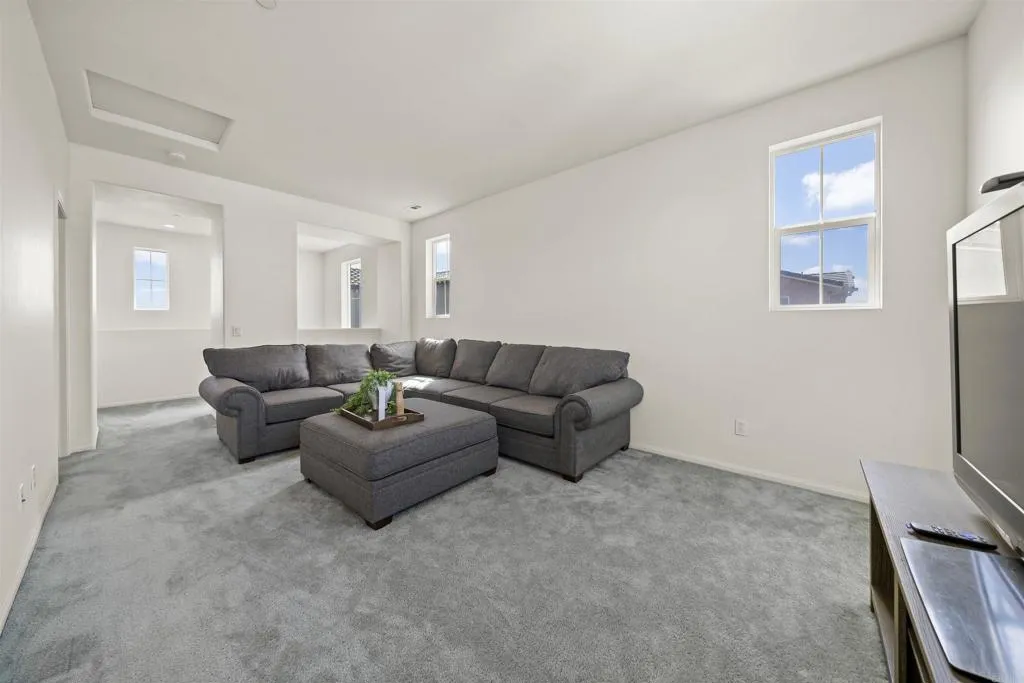 https://cdn.realtyfeed.com/cdn/127/306560618/301f836654c8f9495e27b8d65e26d1a1.webp