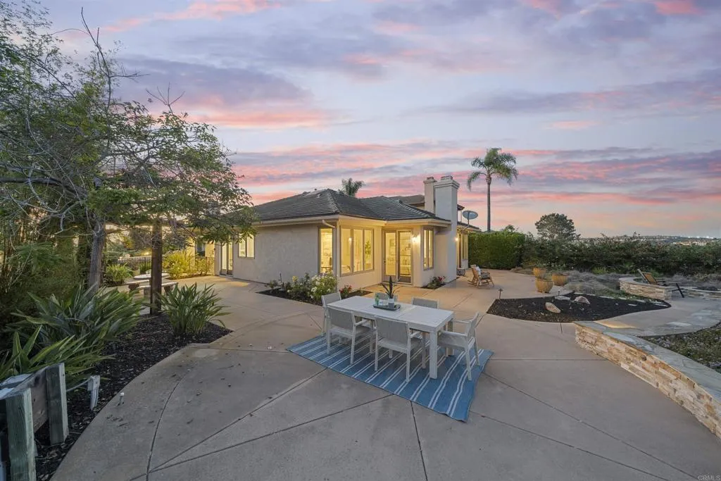 https://cdn.realtyfeed.com/cdn/127/306560626/9e451eb07b315decfa965351d25ce9ba.webp