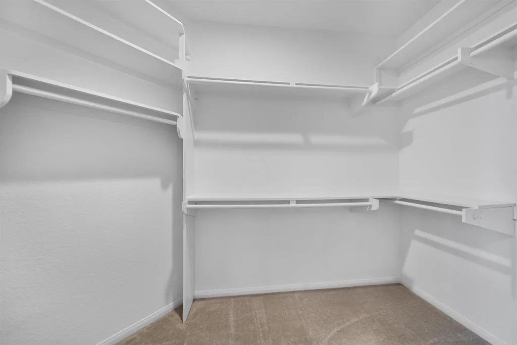 https://cdn.realtyfeed.com/cdn/127/306560626/cf0990ae5c0e8fb2f806996cd25f15ec.webp