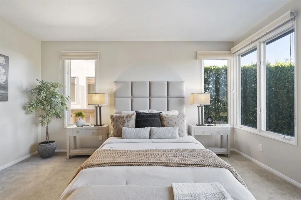 https://cdn.realtyfeed.com/cdn/127/306560626/fc9e037cc315376b0c153f07dead7d35.webp