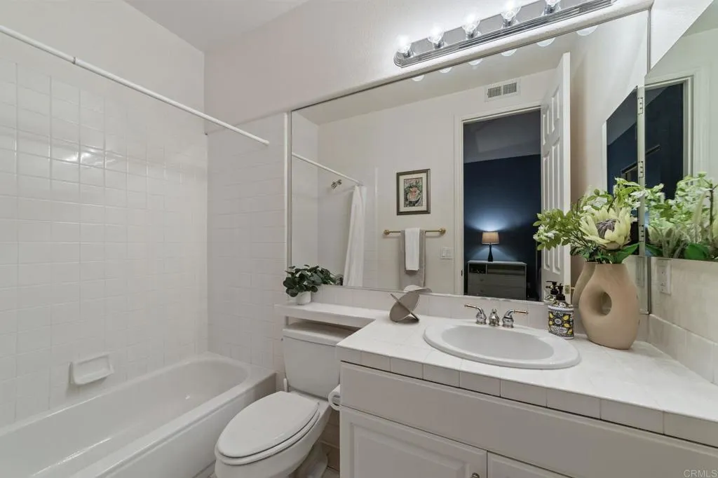 https://cdn.realtyfeed.com/cdn/127/306560637/57181c62d505130860f5692805a1c9d0.webp