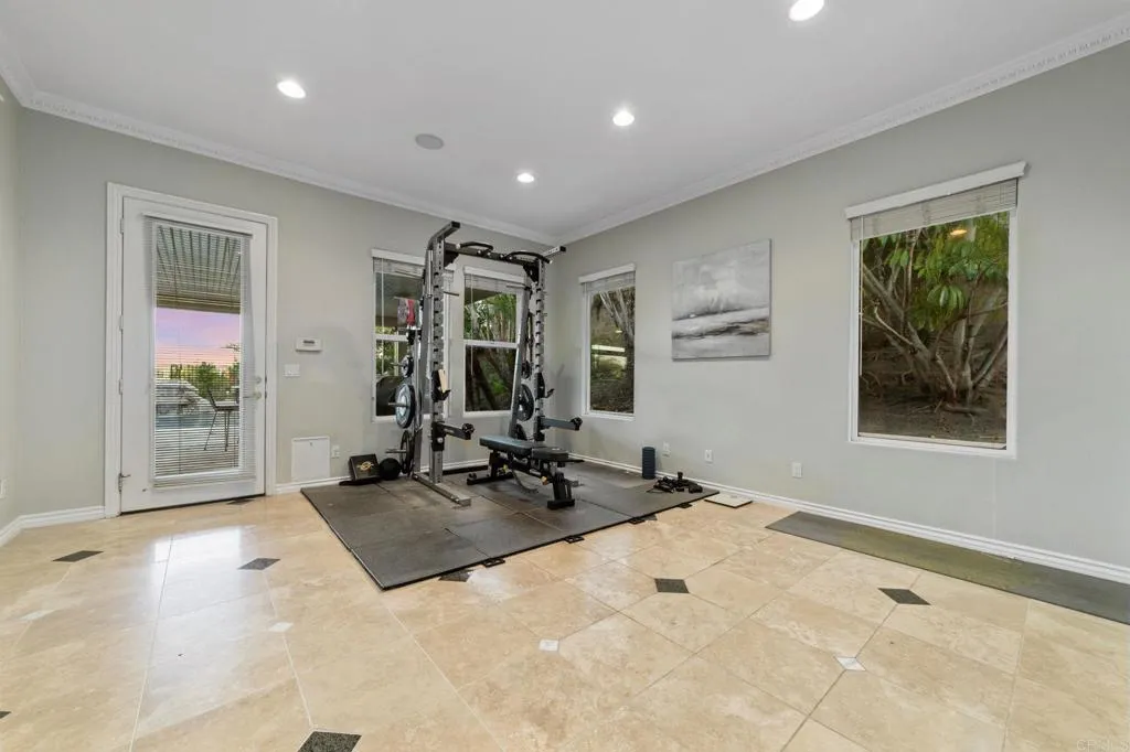 https://cdn.realtyfeed.com/cdn/127/306560637/9e6e653fb56c9d6ccb94a92917bc6b24.webp