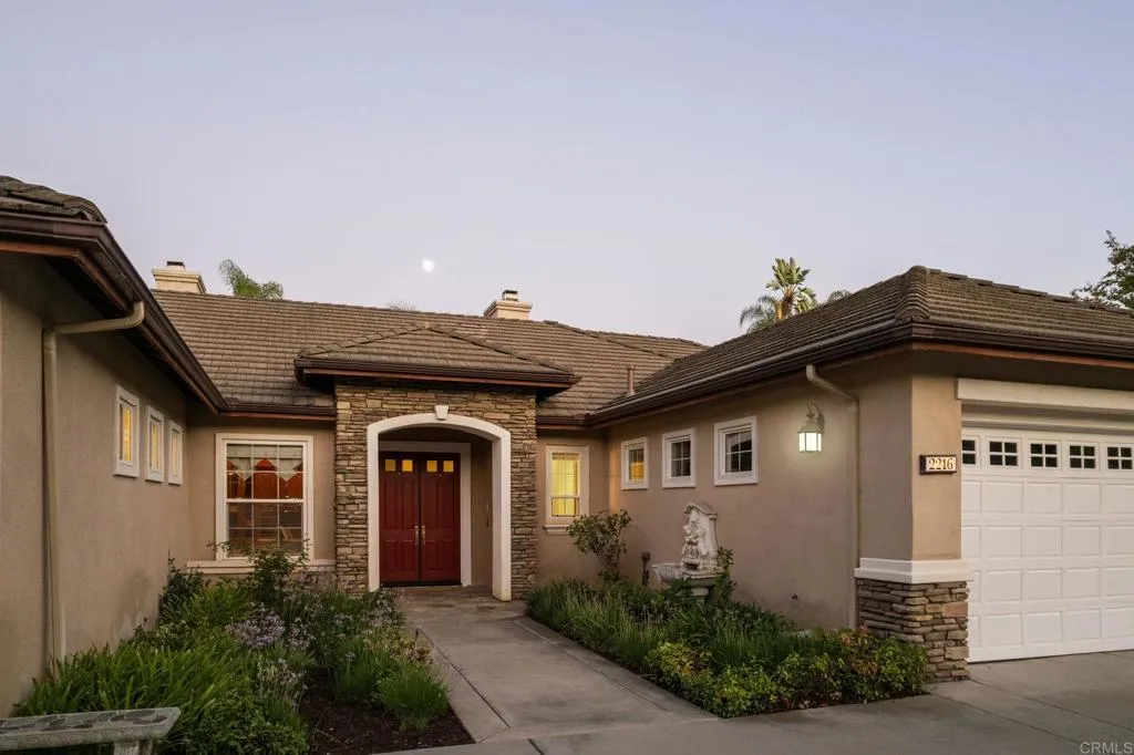 https://cdn.realtyfeed.com/cdn/127/306560637/ace527ea2f39ba725498523614d5f208.webp