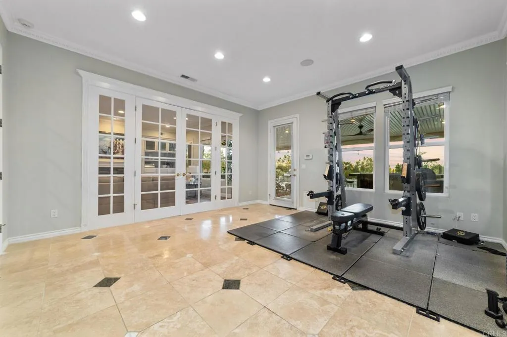 https://cdn.realtyfeed.com/cdn/127/306560637/d1ff81ef8cf662fa1fdb877ab7df398c.webp