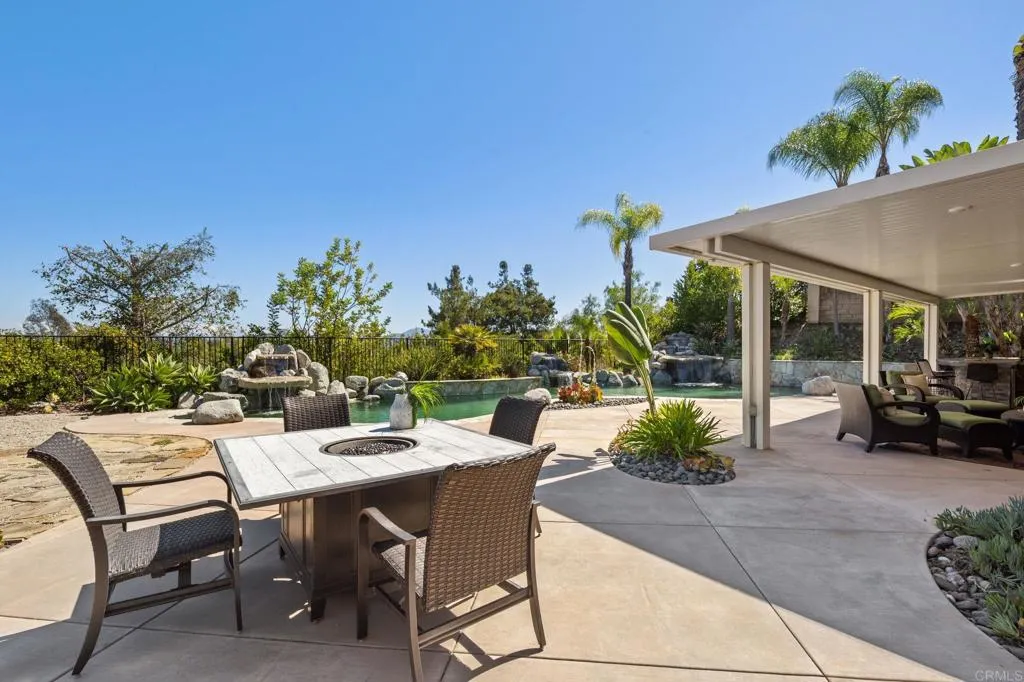https://cdn.realtyfeed.com/cdn/127/306560637/d9e3b38263ad78edc1caa9fab5723e19.webp