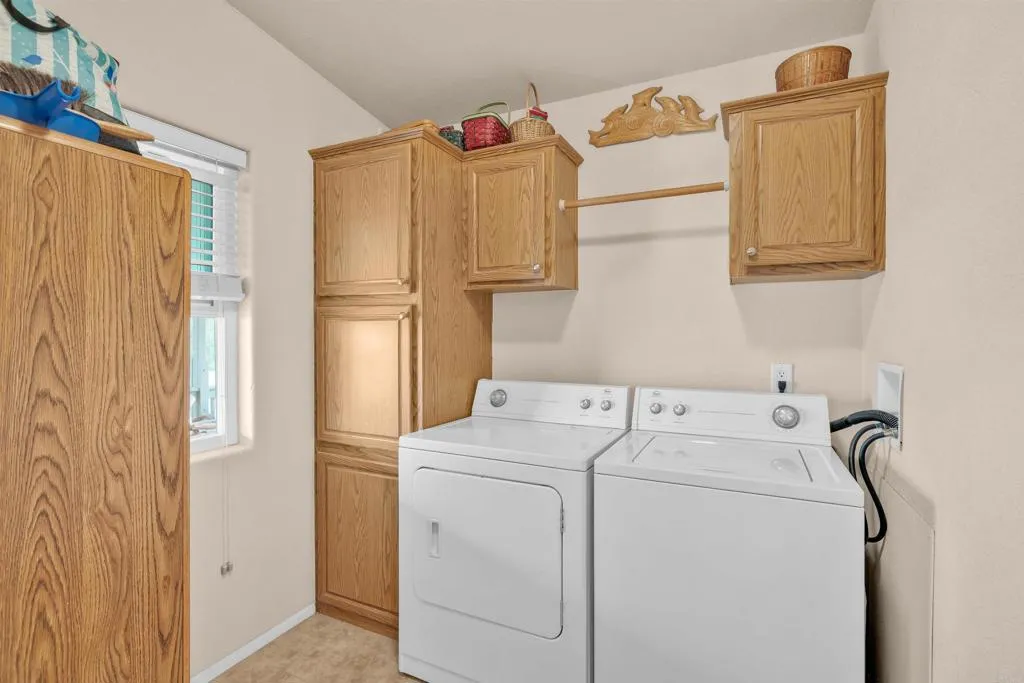 https://cdn.realtyfeed.com/cdn/127/306560656/48d58d8128e528ea3658e5a9a7f9b1f5.webp