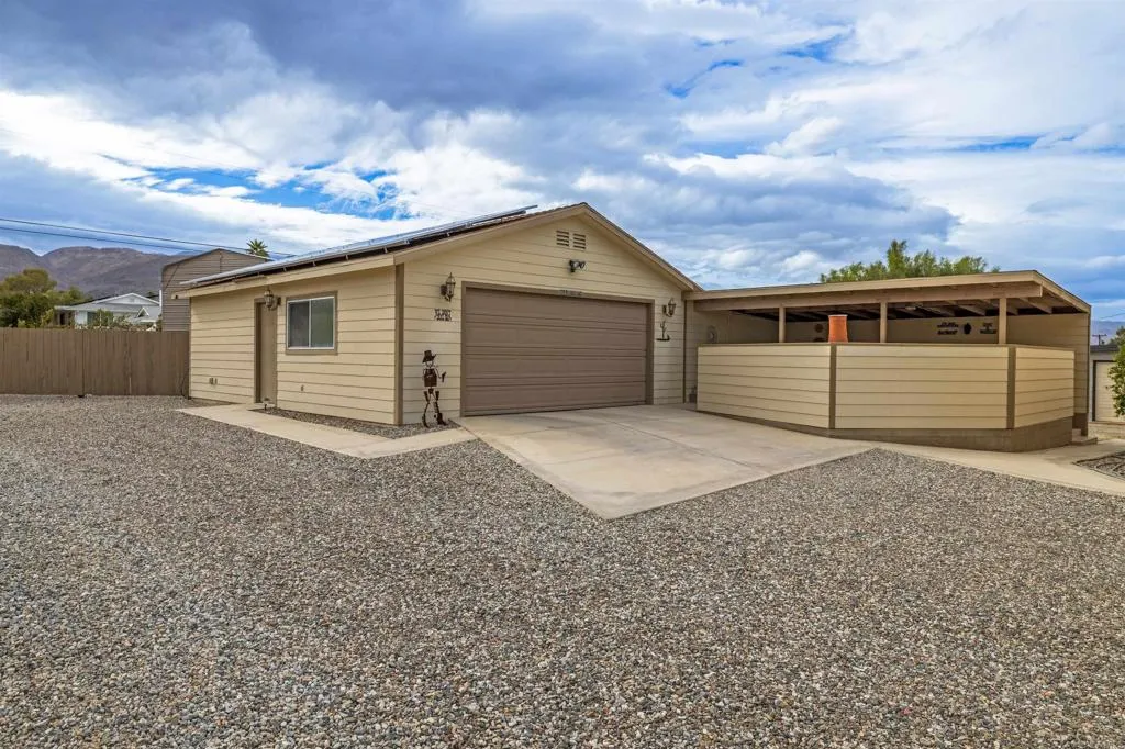 https://cdn.realtyfeed.com/cdn/127/306560656/6a53ed71bd4038269f8d7904f01d4c01.webp