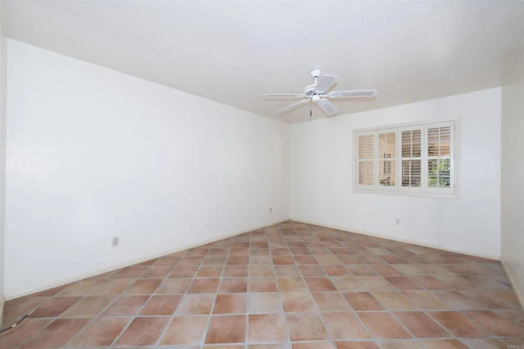 https://cdn.realtyfeed.com/cdn/127/306560726/ccd5a9f71c067b7ccd2a19a3f0921ae7.webp