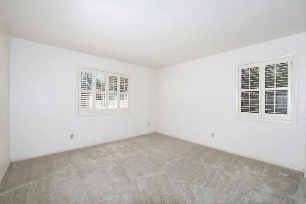 https://cdn.realtyfeed.com/cdn/127/306560726/f227f5a064c36f51183980b071809126.webp
