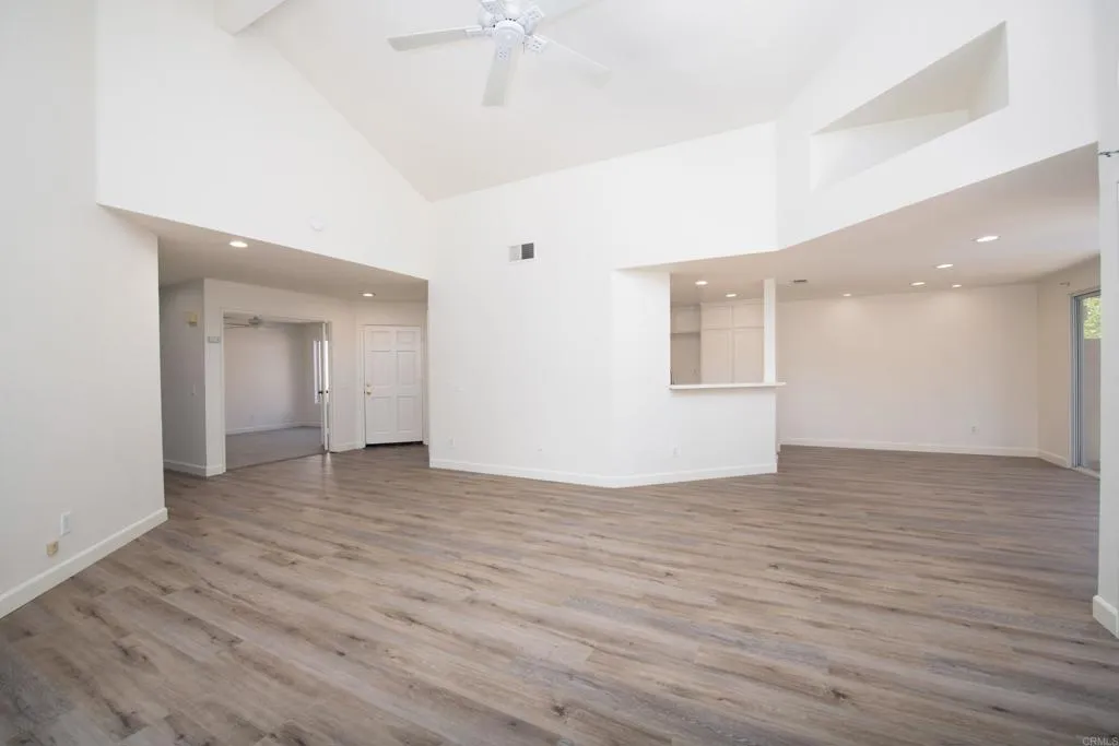 https://cdn.realtyfeed.com/cdn/127/306560794/2e05d236a55a22bfd8aee94f7914e48e.webp