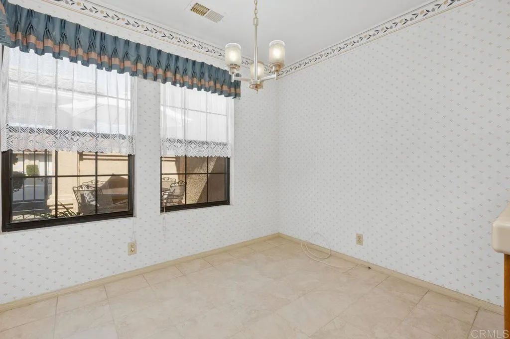 https://cdn.realtyfeed.com/cdn/127/306560838/be9ba840c5f9b3a557e37fad449a8882.webp