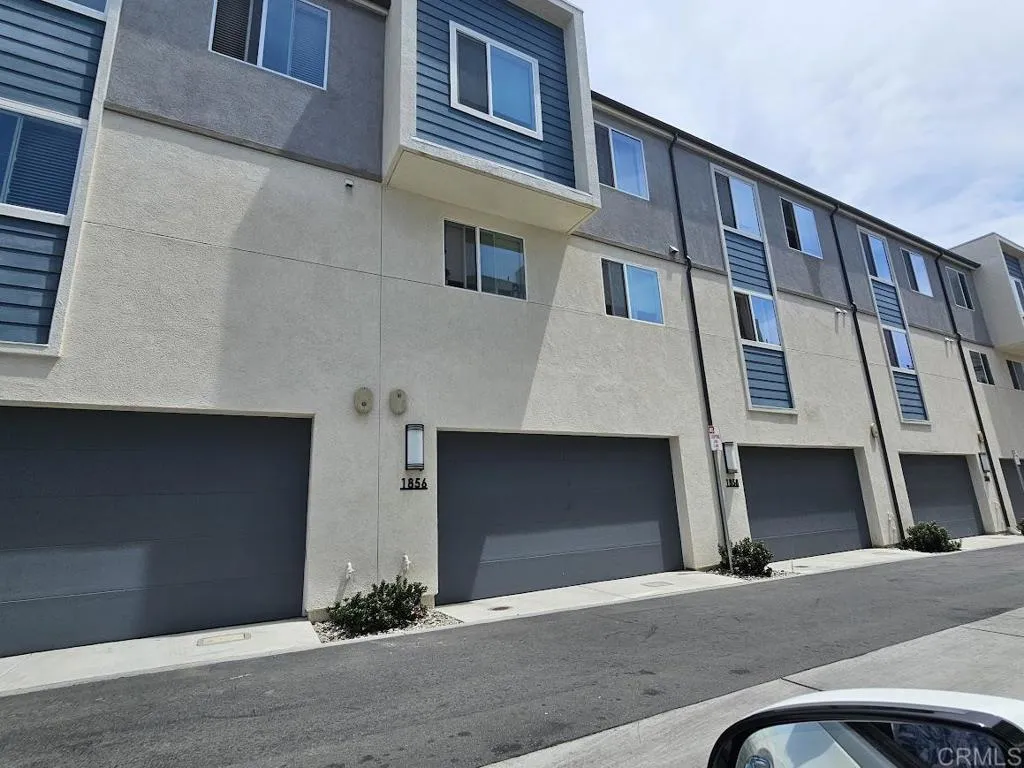 https://cdn.realtyfeed.com/cdn/127/306560852/a874f46a7b7c6332f51e466a3e165e7f.webp