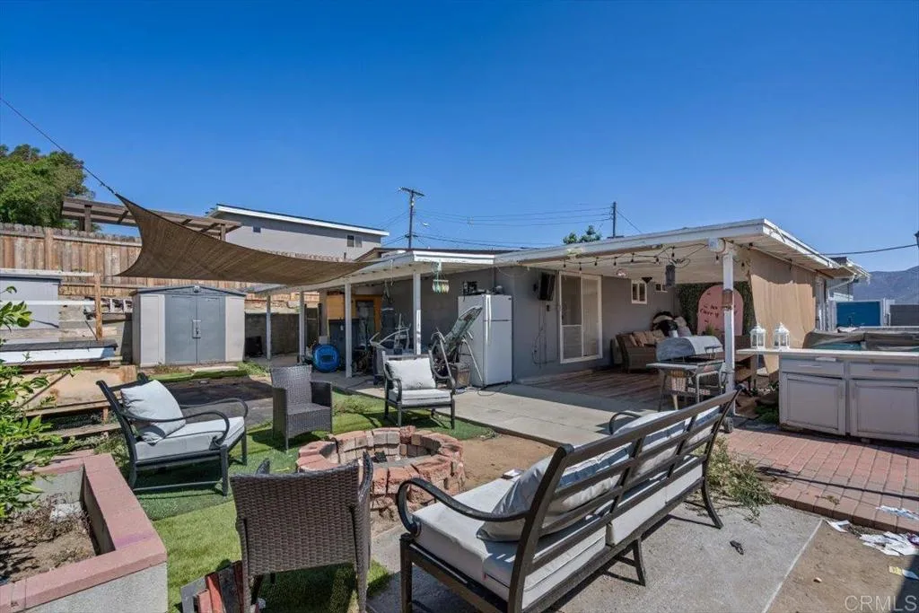 https://cdn.realtyfeed.com/cdn/127/306560909/1b1a262ac7c0aea6684c2ba6bba6b067.webp