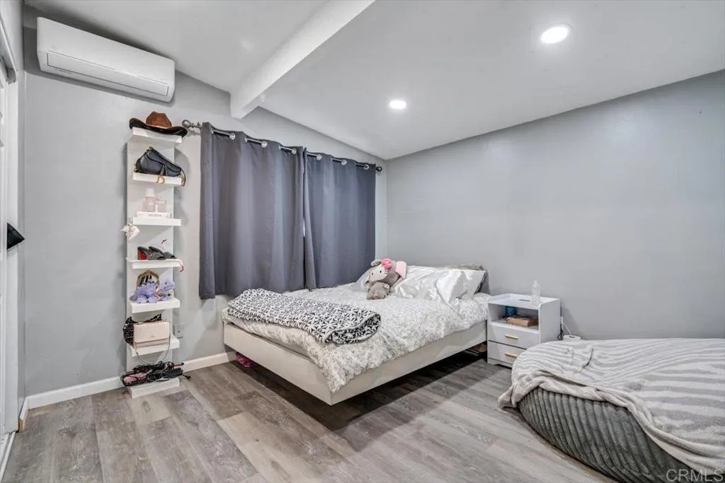 https://cdn.realtyfeed.com/cdn/127/306560909/74453a3e034bd7c0429789c74be666de.webp