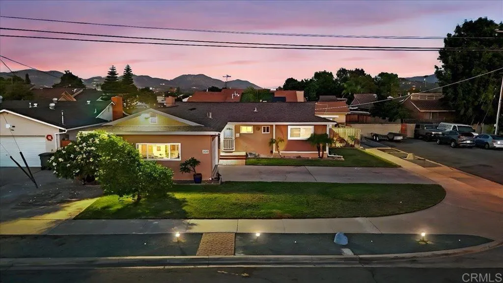 https://cdn.realtyfeed.com/cdn/127/306560926/a0d495a6c63185bfb1d6f8aad468ef1a.webp