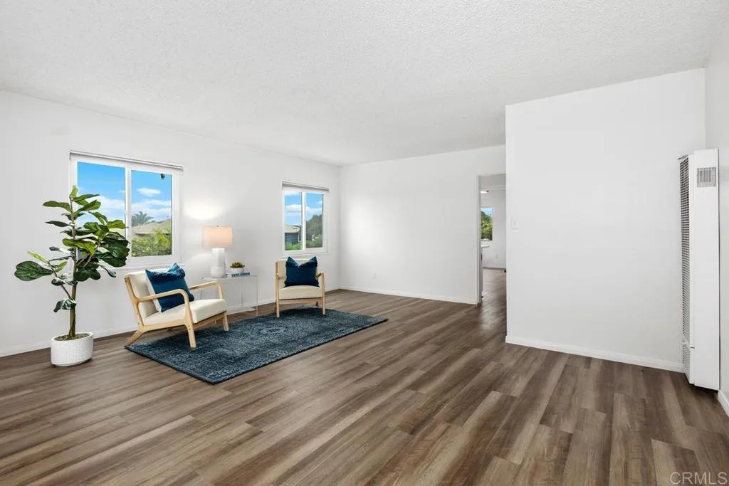 https://cdn.realtyfeed.com/cdn/127/306560978/582dbbaaf7634e49e20fbd941ea82118.webp