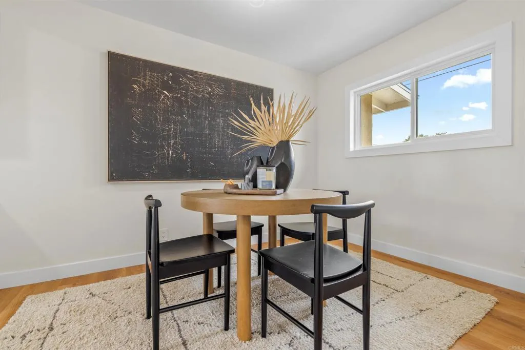 https://cdn.realtyfeed.com/cdn/127/306560980/d56c50fed4042d5e73327ccf31bff0b0.webp