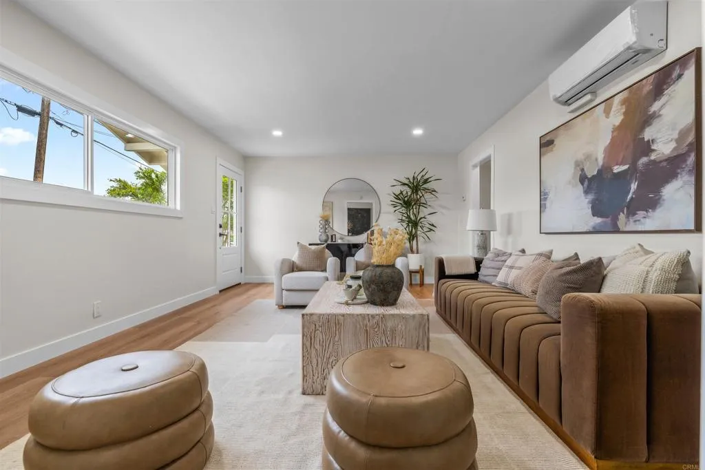 https://cdn.realtyfeed.com/cdn/127/306560980/e49d5806b964c09d481cb48c0b1523ce.webp