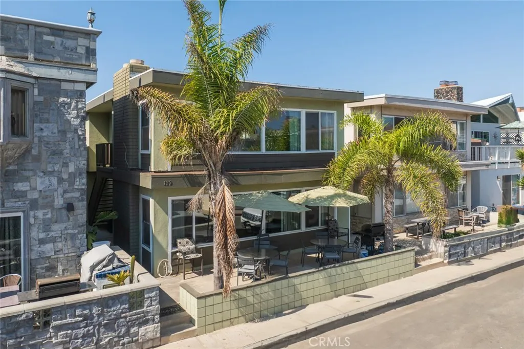 119 46th St "upper" Unit B, Newport Beach, CA 92663 - Photo 2 of 15, Newport Beach, CA