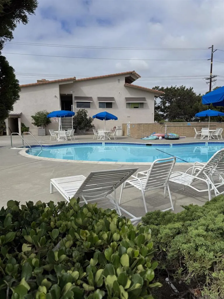 https://cdn.realtyfeed.com/cdn/127/306561089/a90844db73589f5797db62ec5bb1e767.webp