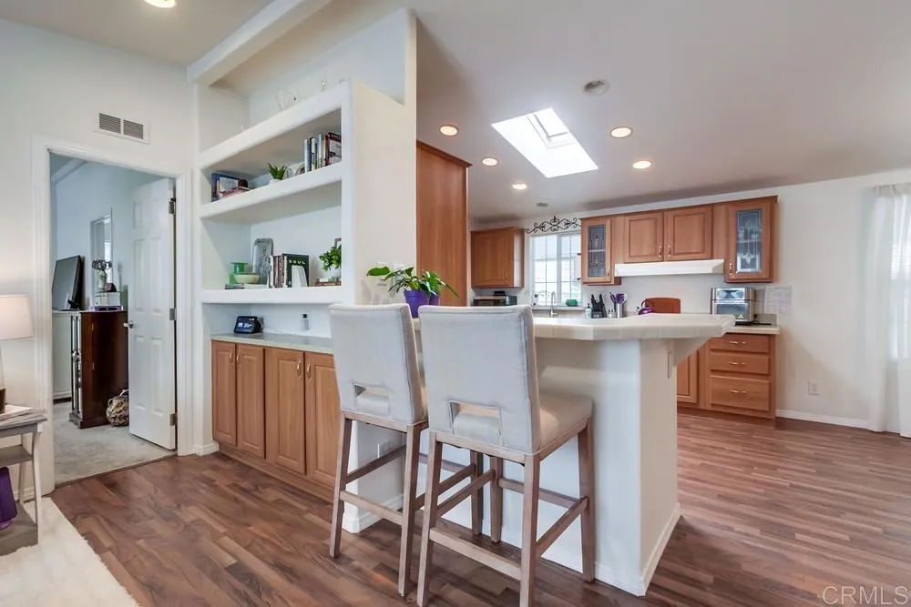 https://cdn.realtyfeed.com/cdn/127/306561089/fe9617bf7f6e4a73060ab104b59a9580.webp