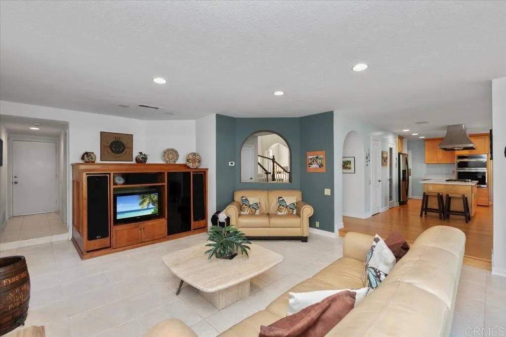 https://cdn.realtyfeed.com/cdn/127/306561198/258414d2c759c61d9de471e9b1b680a2.webp