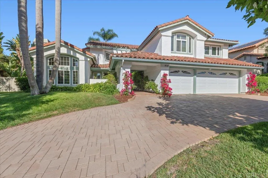 https://cdn.realtyfeed.com/cdn/127/306561198/602fb15165d171b84345bcb7b9383d12.webp