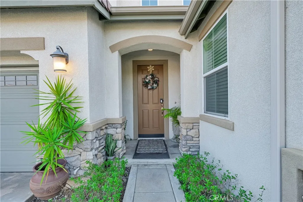 15457 Red Pepper Place, Fontana, CA 92336 - Photo 3 of 46, Fontana, CA