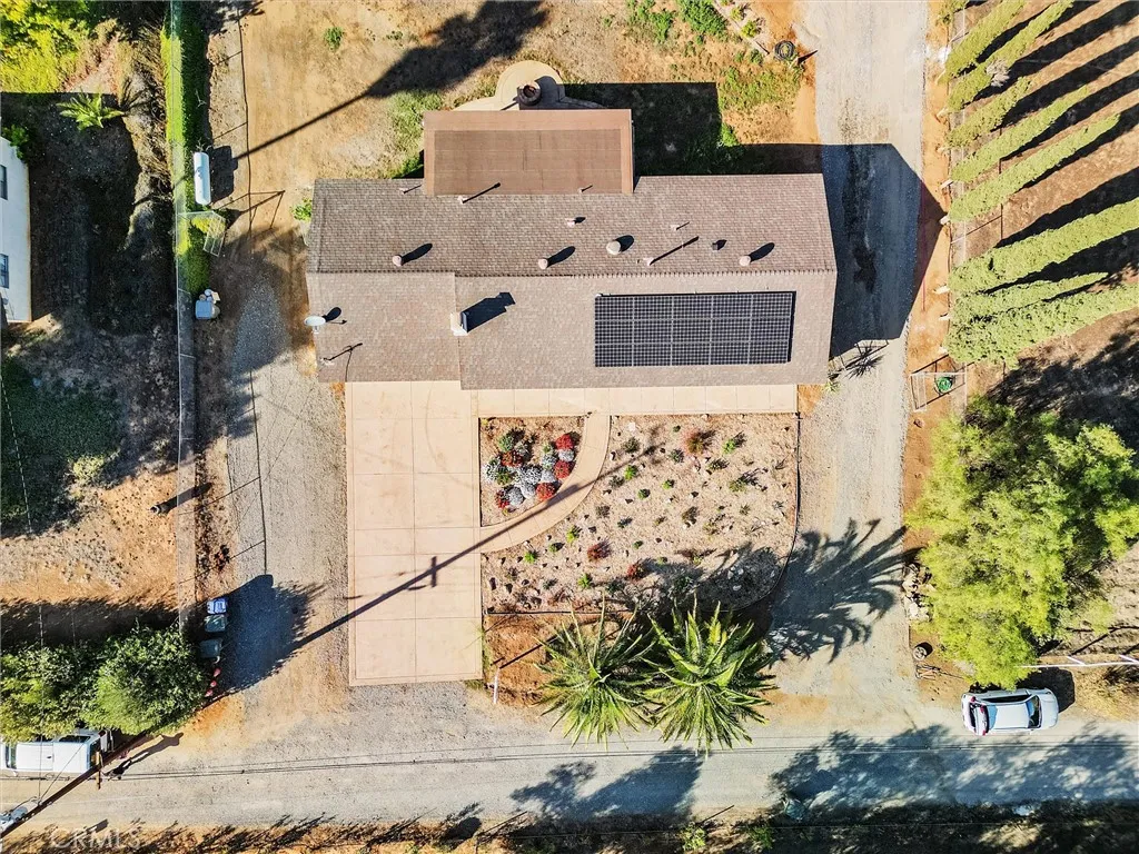 https://cdn.realtyfeed.com/cdn/127/306561376/e063ec77c0e434e680d6ea0bb1d3790f.webp