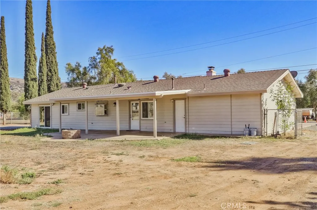 https://cdn.realtyfeed.com/cdn/127/306561376/fcadc421e5a546f42cab467231a1f505.webp