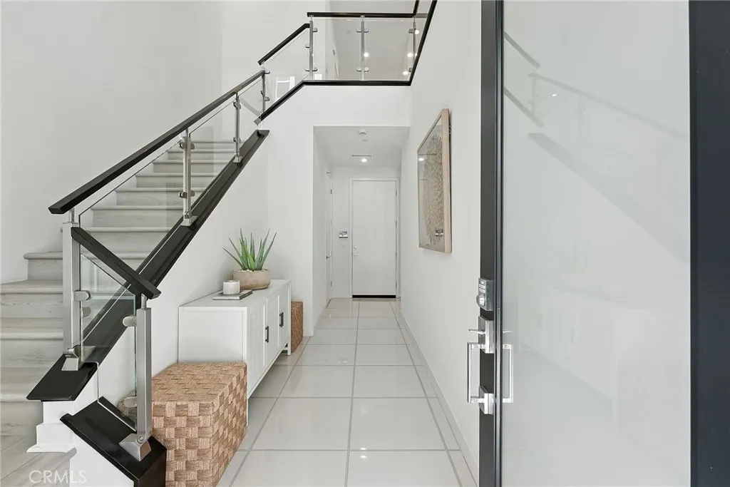 Photo #5: OC25234750 Listing 
