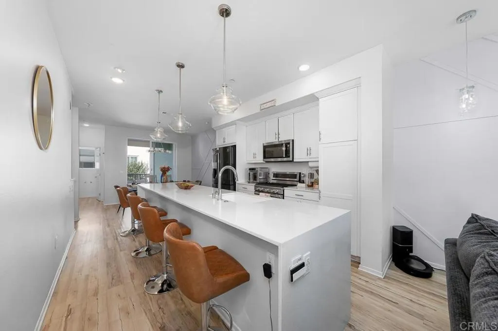 Photo #3: PTP2507657 Listing 