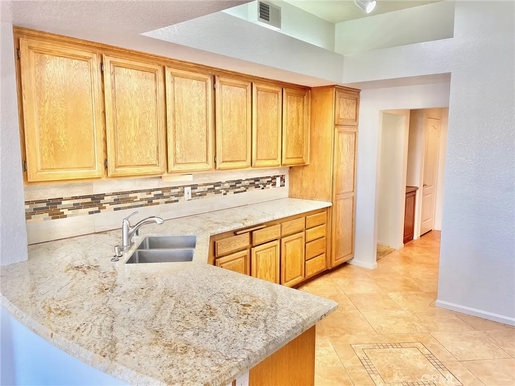 https://cdn.realtyfeed.com/cdn/127/306561447/7286fc8b6efbadacd9c59d78f30c1742.webp