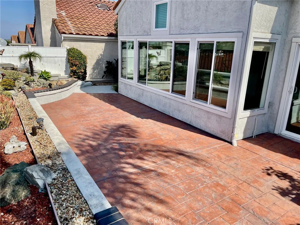 https://cdn.realtyfeed.com/cdn/127/306561447/80aa0189a572f0de46d475559e6bc1b5.webp