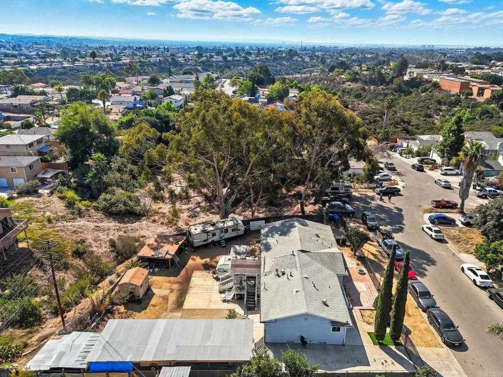https://cdn.realtyfeed.com/cdn/127/306561483/550c400a213a05a1cdf06ae01a6ea1de.webp
