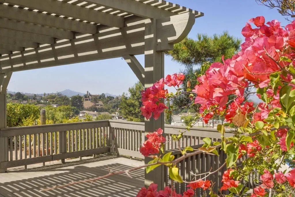 https://cdn.realtyfeed.com/cdn/127/306561491/4f323a1cb5910d30c0d4be67edaf031b.webp