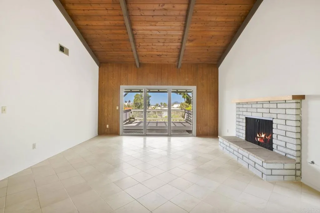 https://cdn.realtyfeed.com/cdn/127/306561491/849a2513d3c4b3ce30c2b27db297bf7b.webp