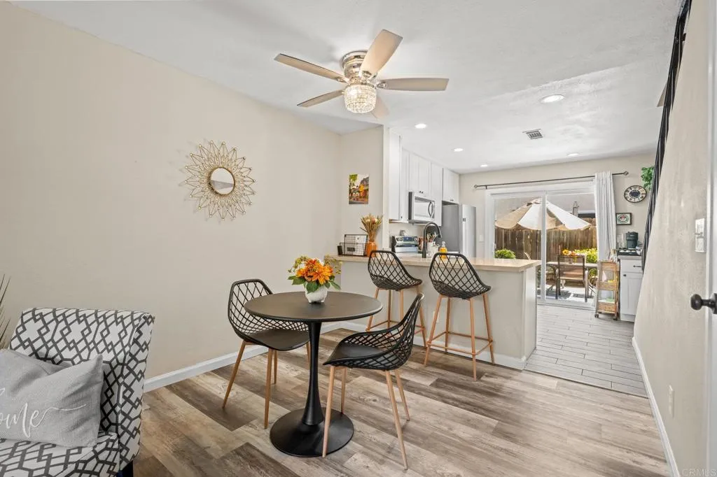 https://cdn.realtyfeed.com/cdn/127/306561570/c383f85feee9fd99f0926ad9416735bb.webp