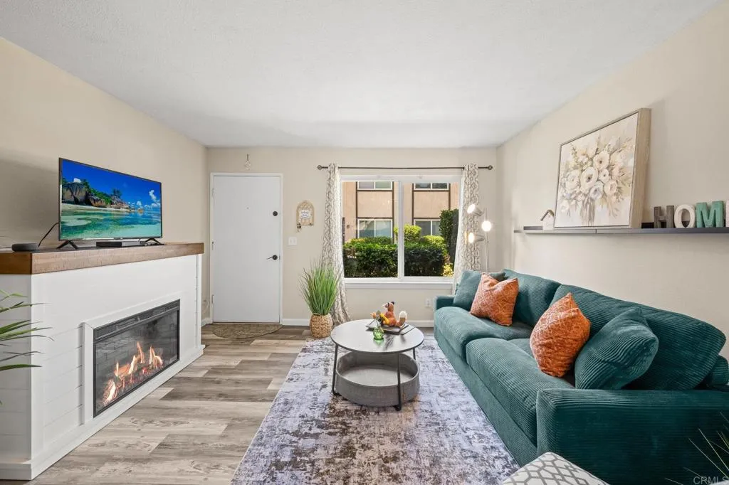 https://cdn.realtyfeed.com/cdn/127/306561570/cac119e7ff6c43a67b5f3bbdf0454a4e.webp