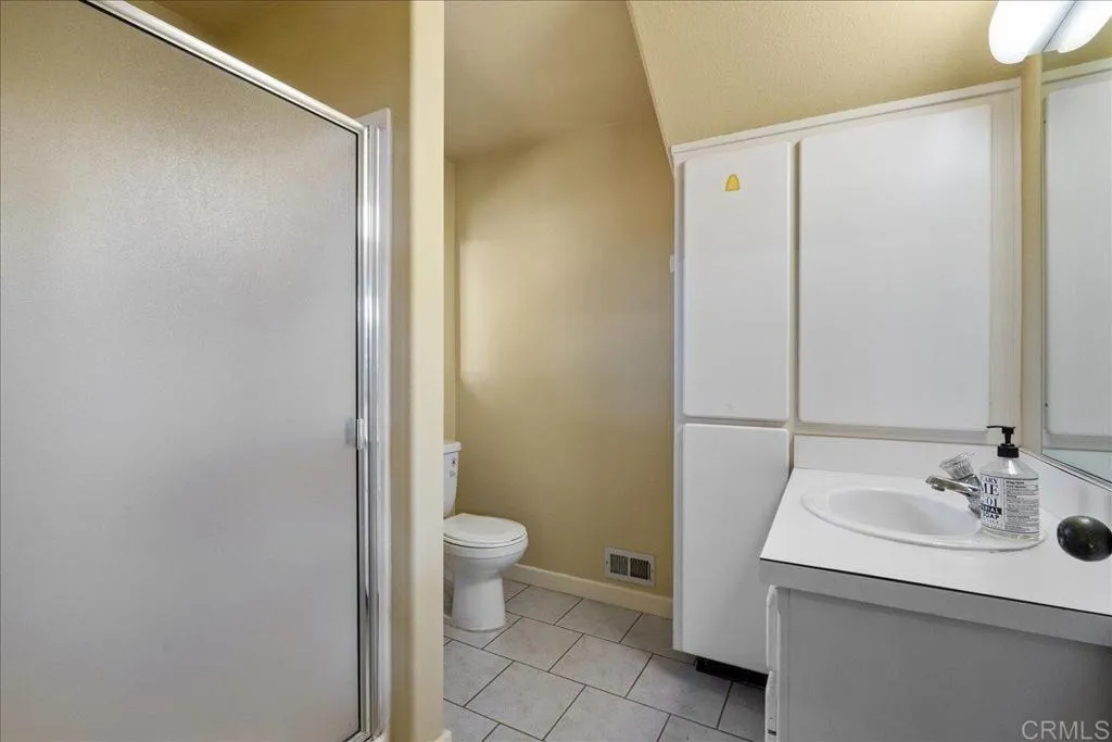 https://cdn.realtyfeed.com/cdn/127/306561671/3df2438bcd7280388b526cfe5bedfada.webp