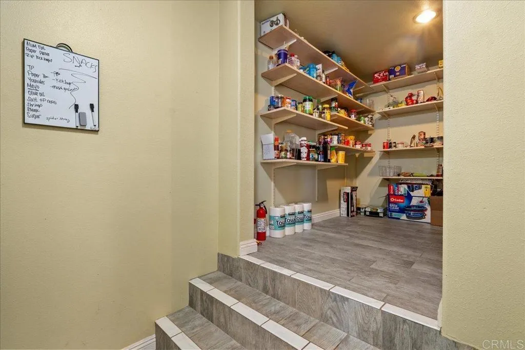 https://cdn.realtyfeed.com/cdn/127/306561671/77f5231ffbb480cdadedb6cfc8e56fd3.webp