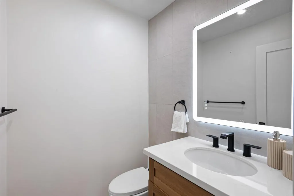 https://cdn.realtyfeed.com/cdn/127/306561676/8db7284e8f20529dbb118f1e05972ee4.webp